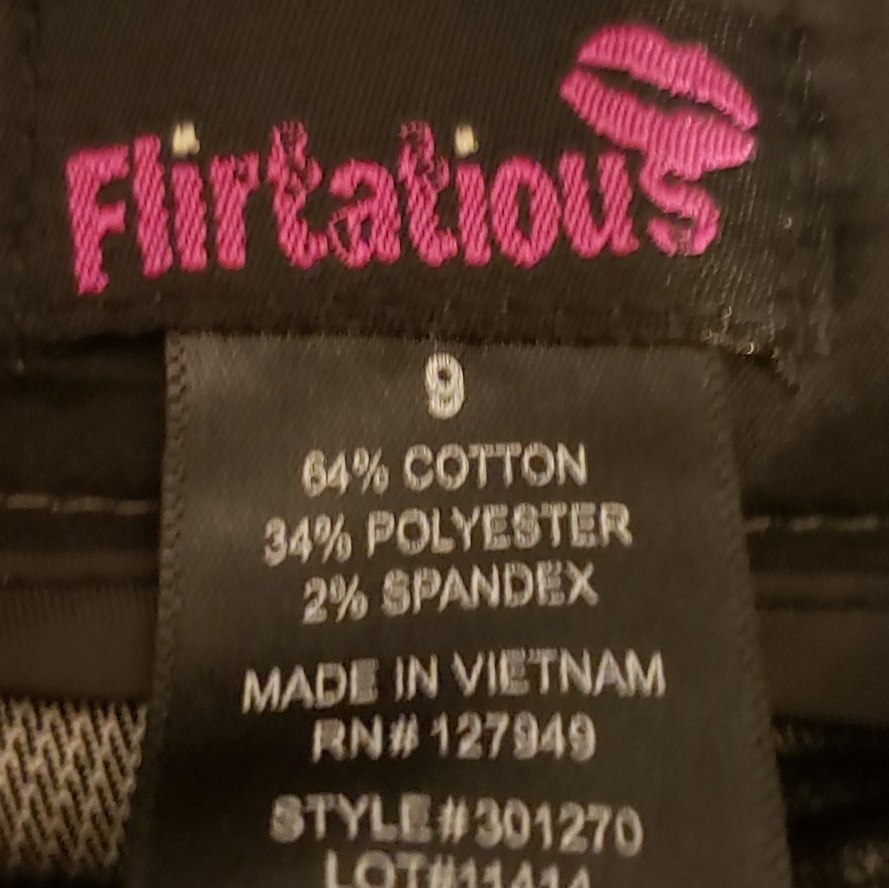 Shorts - Picture 2 of 2